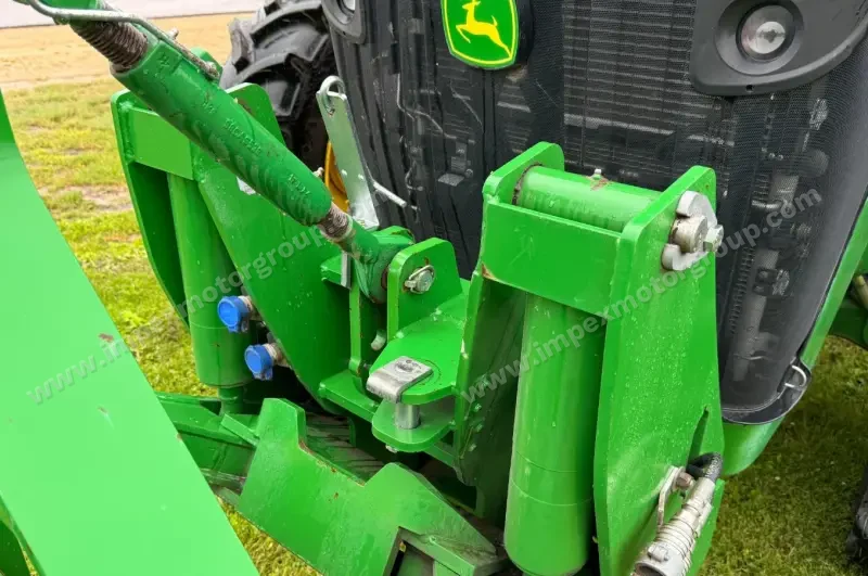 2016 John Deere 8320R MFWD photo 8