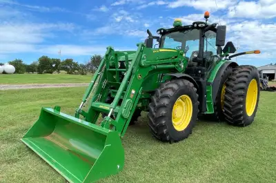 2015 John Deere 6155R MFWD