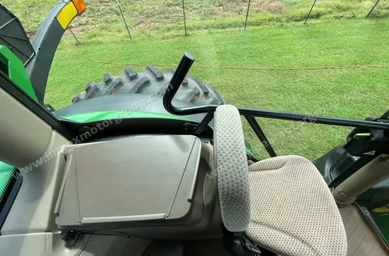 2015 John Deere 6155R MFWD photo 51