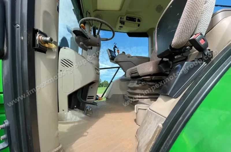 2015 John Deere 6155R MFWD photo 41