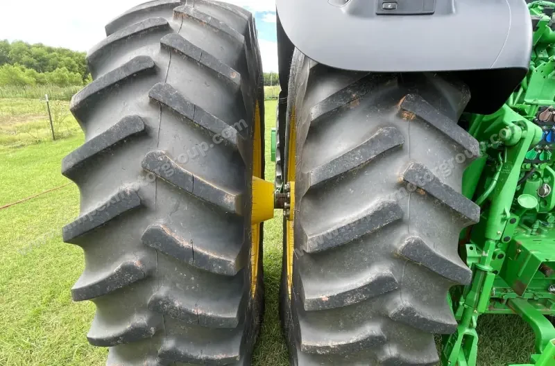 2015 John Deere 6155R MFWD photo 39