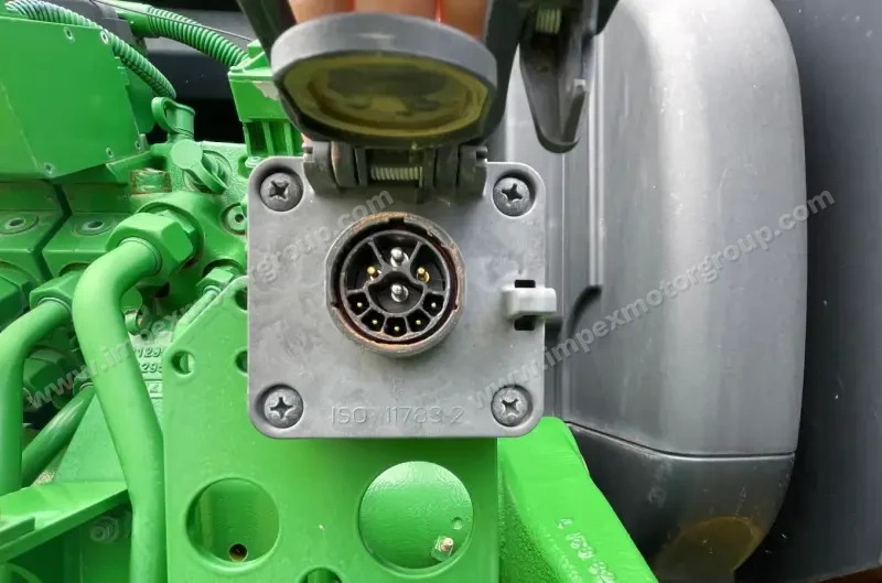 2015 John Deere 6155R MFWD photo 11