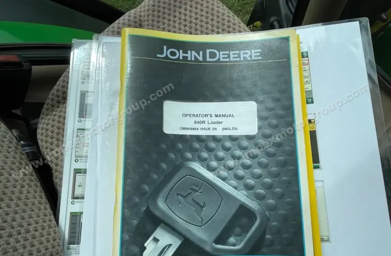 2015 John Deere 6155R MFWD photo 68