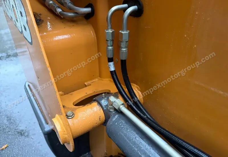 2020 Case TR340B photo 16