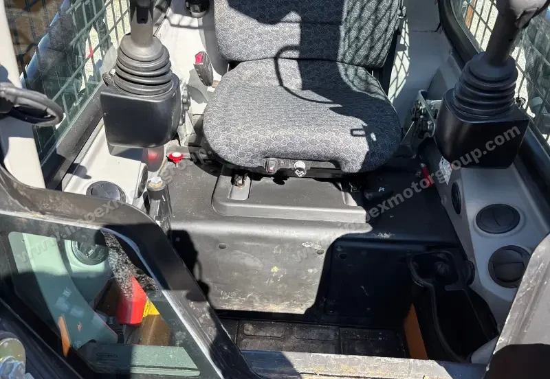 2021 Case SV280B photo 22