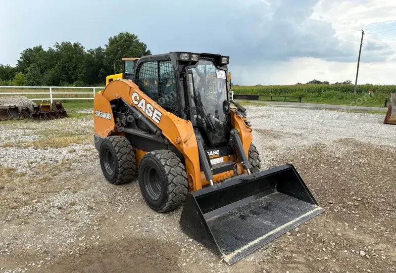 2022 Case SV340B photo 4