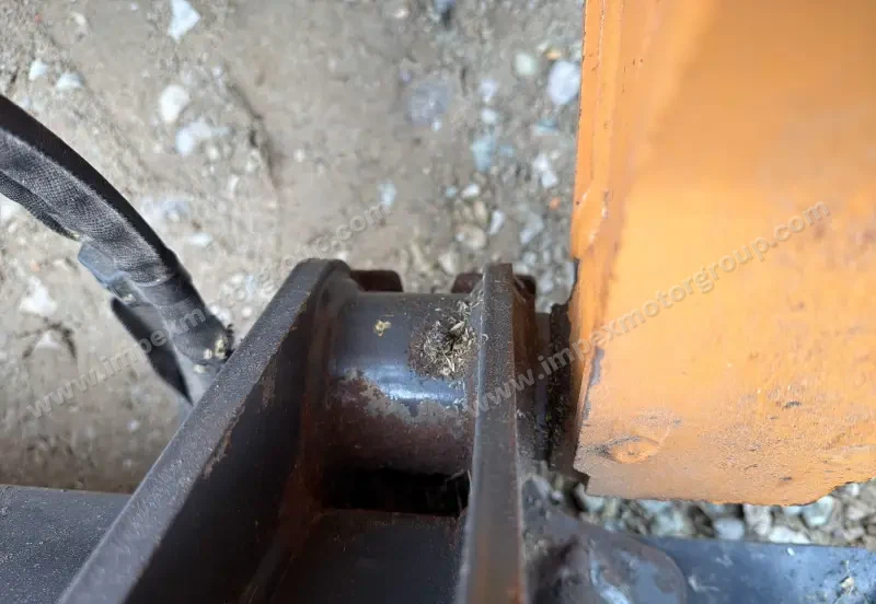 2022 Case SV340B photo 15