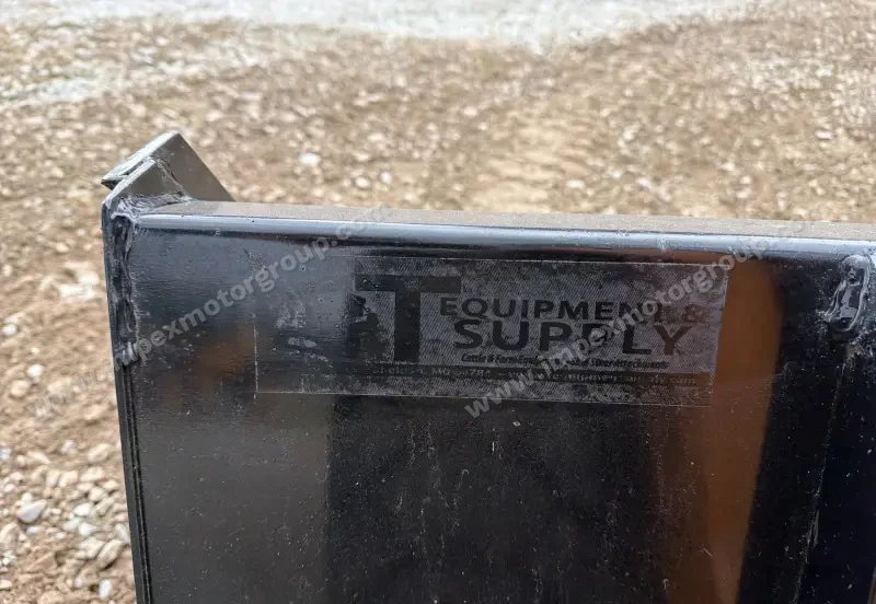 2022 Case SV340B photo 10