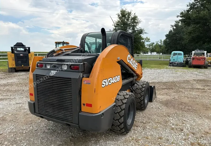 2022 Case SV340B photo 6