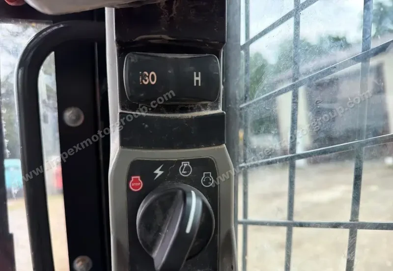 2022 Case SV340B photo 43