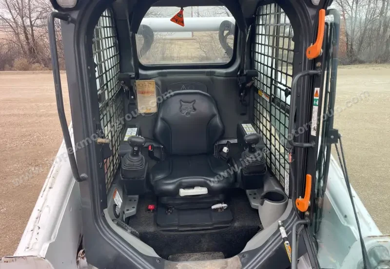 2016 Bobcat S650 photo 9