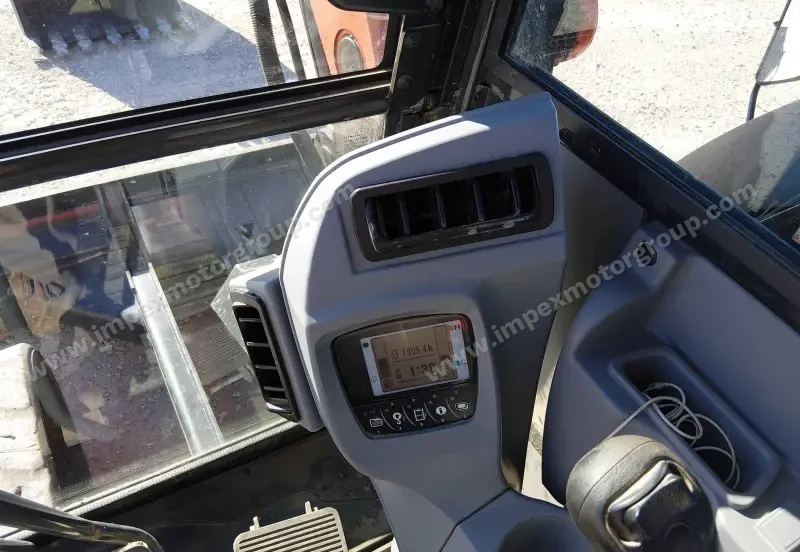 2016 Kubota KX080-4 photo 80