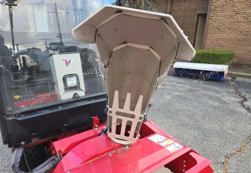 2015 Ventrac 3400Y photo 16
