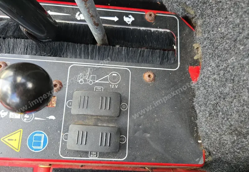 2015 Ventrac 3400Y photo 41
