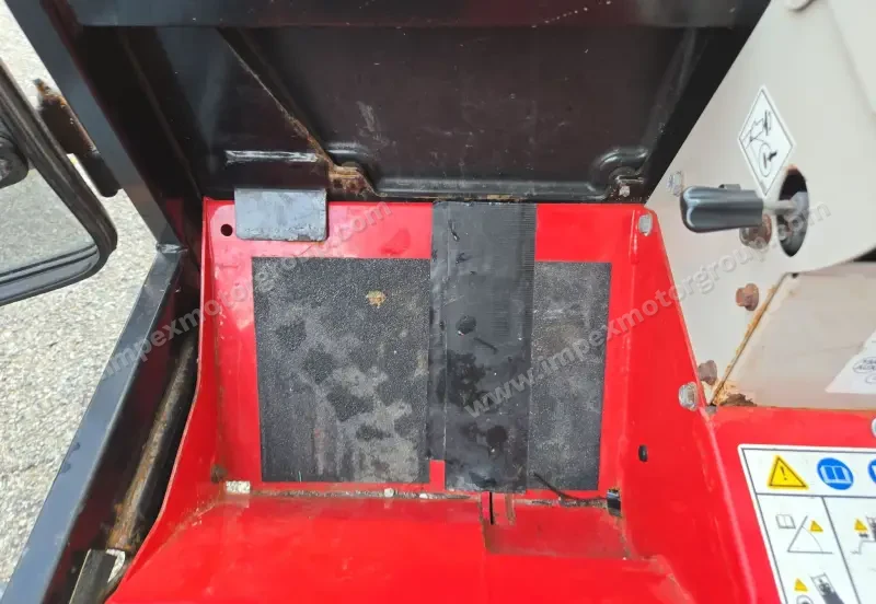 2015 Ventrac 3400Y photo 34
