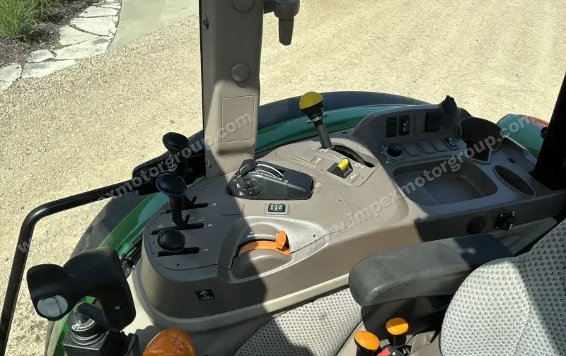 2016 John Deere 5100M MFWD Tractor W/H260 Loader & Bucket photo 63
