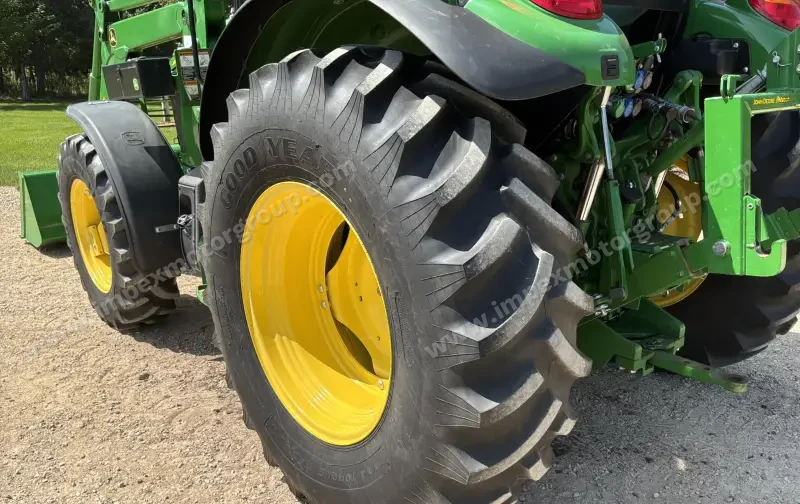 2016 John Deere 5100M MFWD Tractor W/H260 Loader & Bucket photo 43