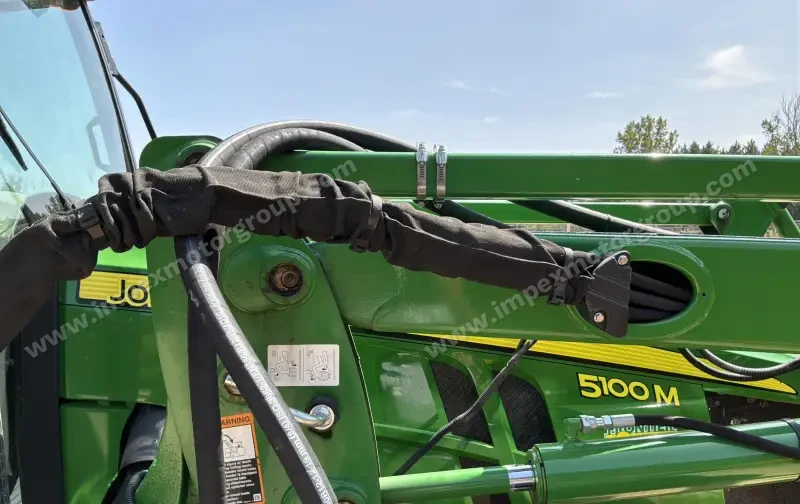 2016 John Deere 5100M MFWD Tractor W/H260 Loader & Bucket photo 26