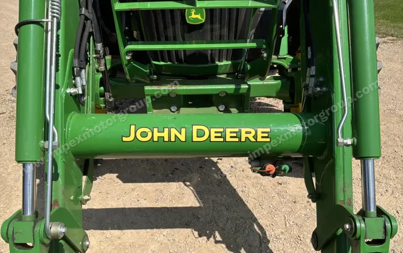 2016 John Deere 5100M MFWD Tractor W/H260 Loader & Bucket photo 33