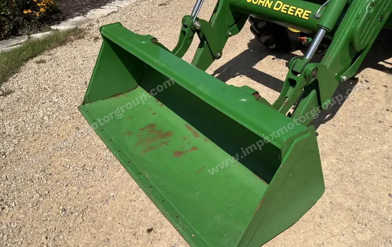2016 John Deere 5100M MFWD Tractor W/H260 Loader & Bucket photo 11