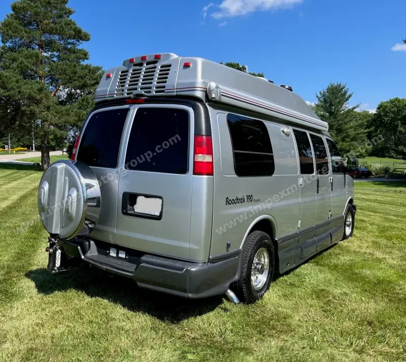 2009 Roadtrek 190 Popular photo 11