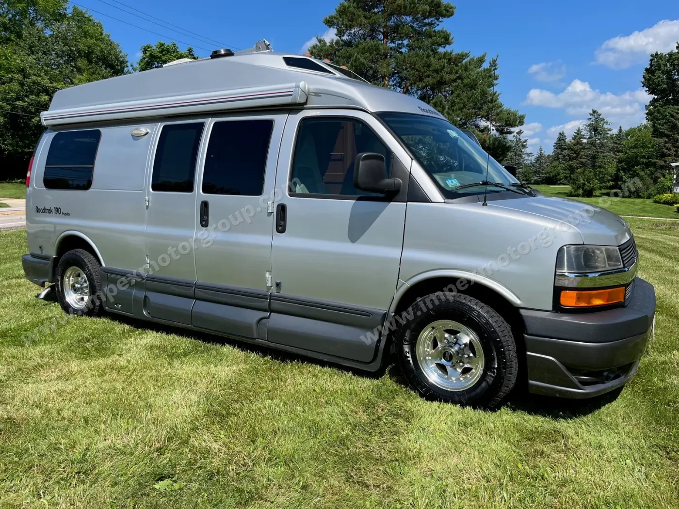 2009 Roadtrek 190 Popular